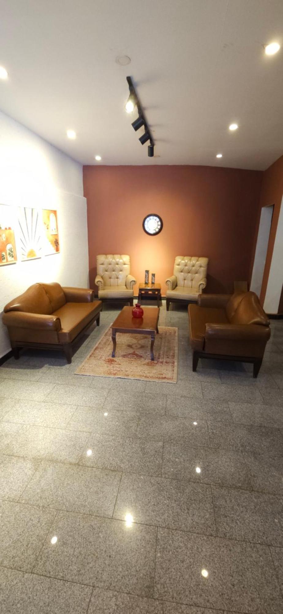 Uenver Hotel Адана Екстериор снимка